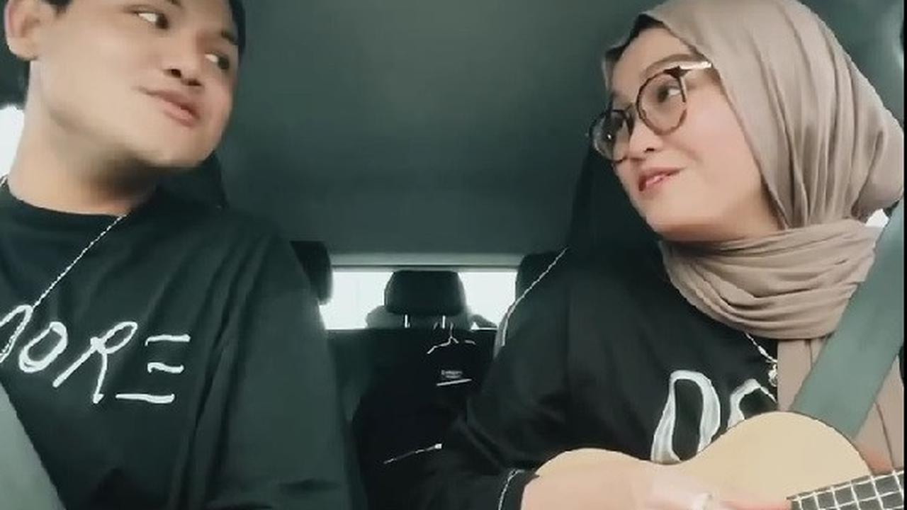 Perjalanan Cinta Dimansyah Laitupa dan Salma Salsabil