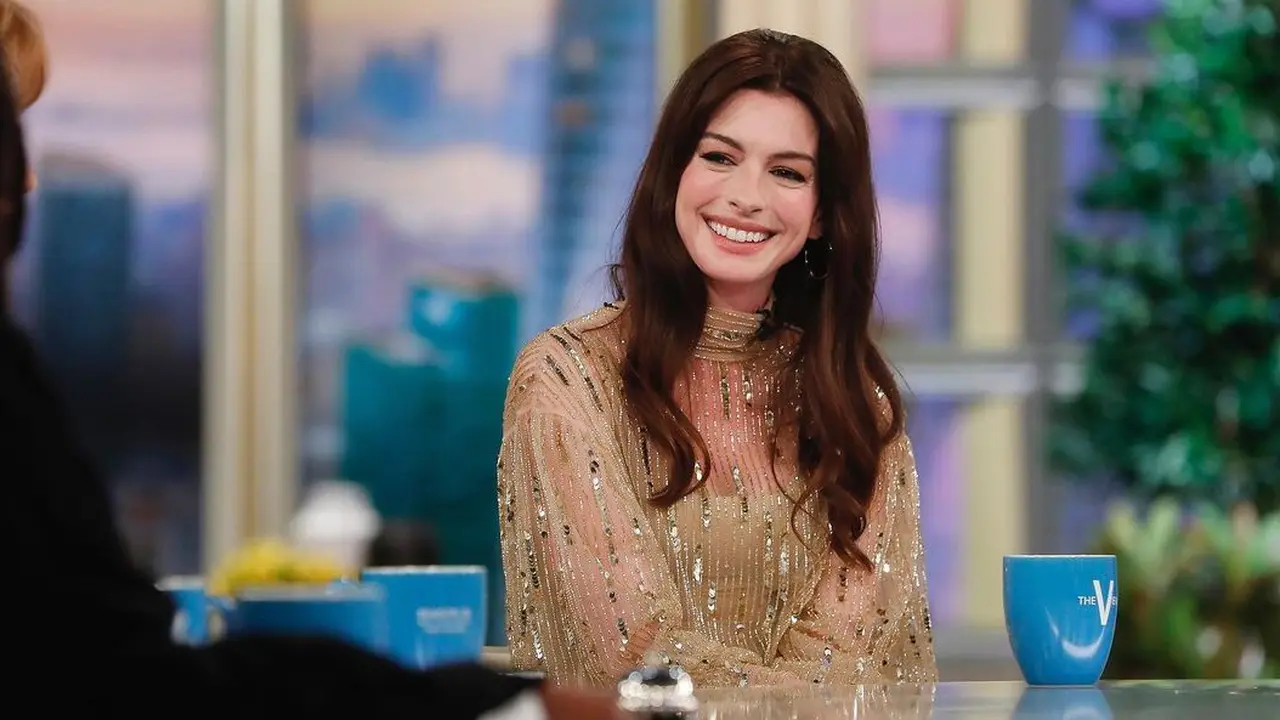 Anne Hathaway