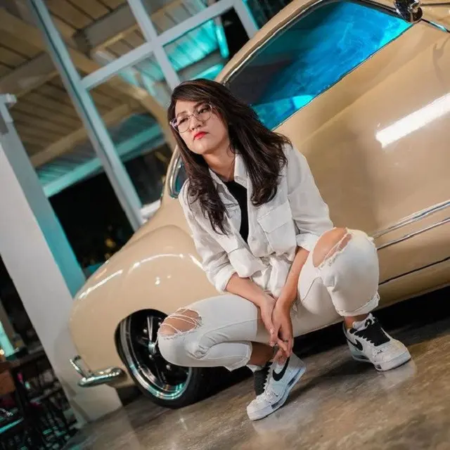 [Fimela] Happy Asmara