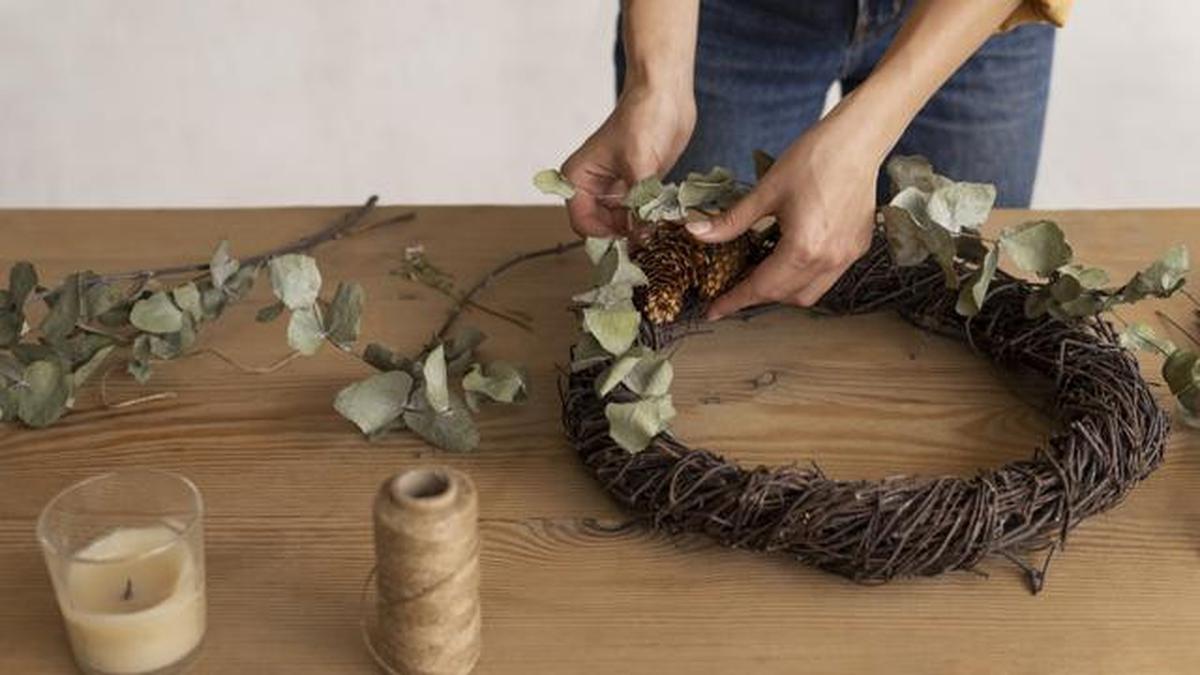 Menciptakan Hadiah Buatan Tangan (DIY)