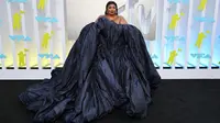 Lizzo menghadiri MTV VMA 2022 di Prudential Center pada 28 Agustus 2022 di Newark, New Jersey. (DIA DIPASUPIL / GETTY IMAGES NORTH AMERICA / GETTY IMAGES VIA AFP)