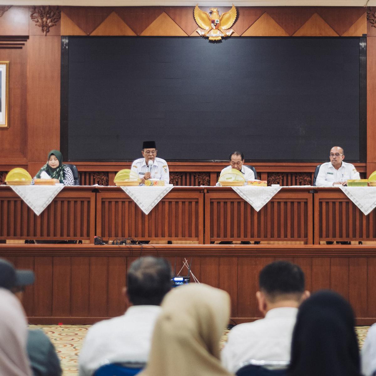 Paman Birin Pamitan dan Mengundurkan Diri Sebagai Gubernur Kalsel