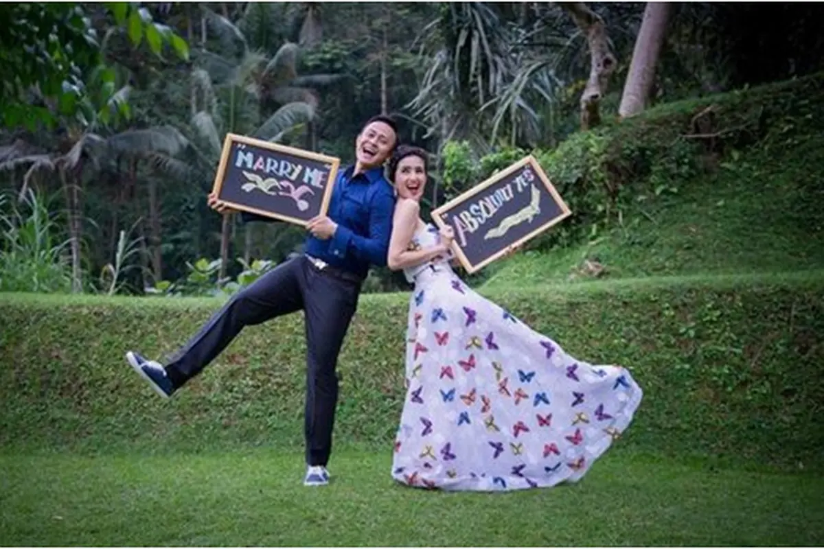 Kadek Devie dan Dewa Yoga