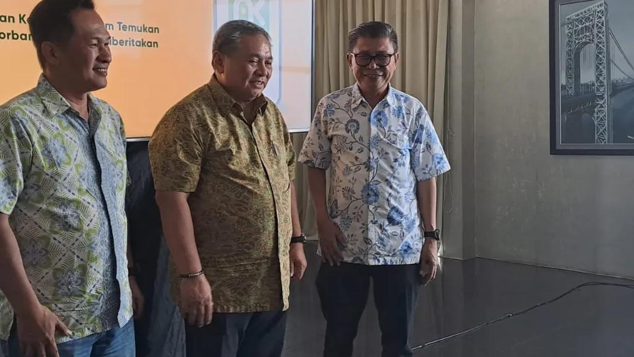 "Hingga saat ini belum&nbsp;ada&nbsp;identitas korban, nama korban, KTP dan sebagainya. Sudah dialihkan ke penegak hukum," ujar Bernardino dalam keterangan pers penjelasam&nbsp;AdaKami&nbsp;dan AFPI, Jakarta, Jumat (6/10).