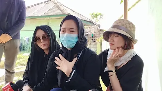 Vega Darwanti Ungkap Detik Terakhir Ibunda Berpulang, Ceritakan Momen Pamit yang Mengharukan
