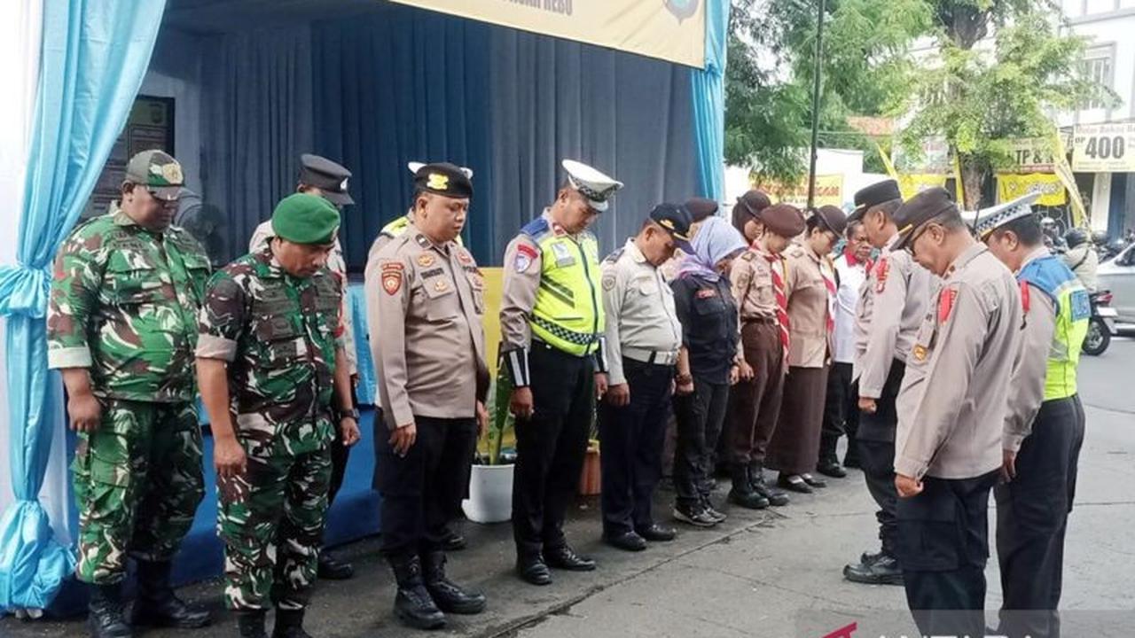 Sudinhub Jaktim Siagakan 200 Personel untuk Pengamanan Malam Tahun Baru Jakarta Timur 2026