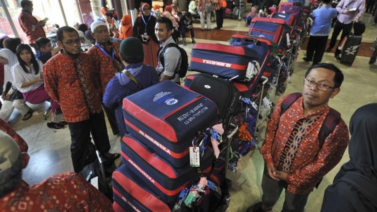 Imbas kebakaran, penumpang menumpuk di Terminal 2D Soekarno-Hatta