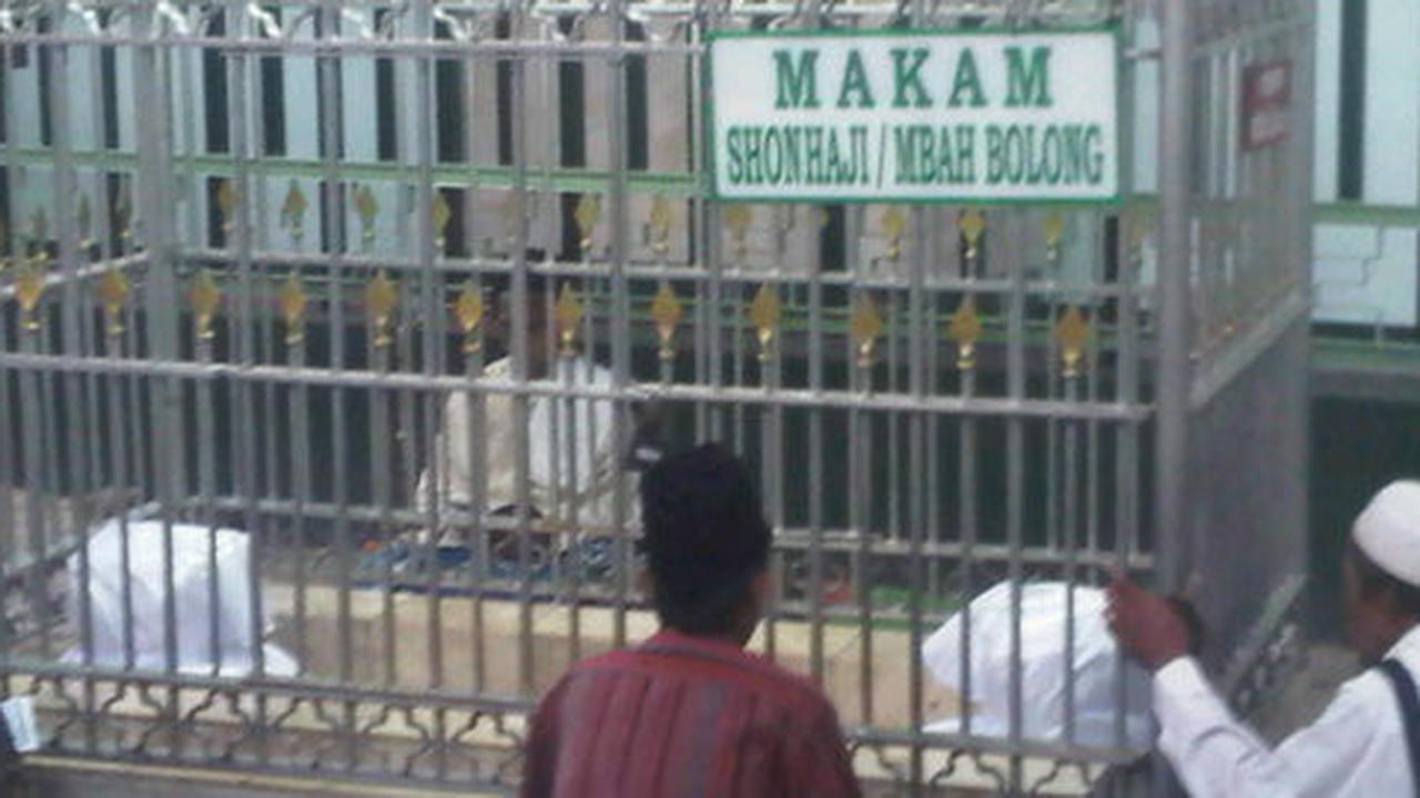 Karomah murid Sunan Ampel, bolongi surau yang bisa melihat Kabah