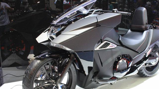 Honda Nm4 01 Cruiser Futuristik Ini Siap Mengaspal Berita Otosia Com