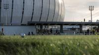 Suasana latihan Timnas Indonesia Putri jelang Kualifikasi Piala Asia 2026 yang berlangsung di lapangan latih Jakarta International Stadium (JIS), Jakrata Utara, Jumat (20/06/2025). (Bola.com/Bagaskara Lazuardi)