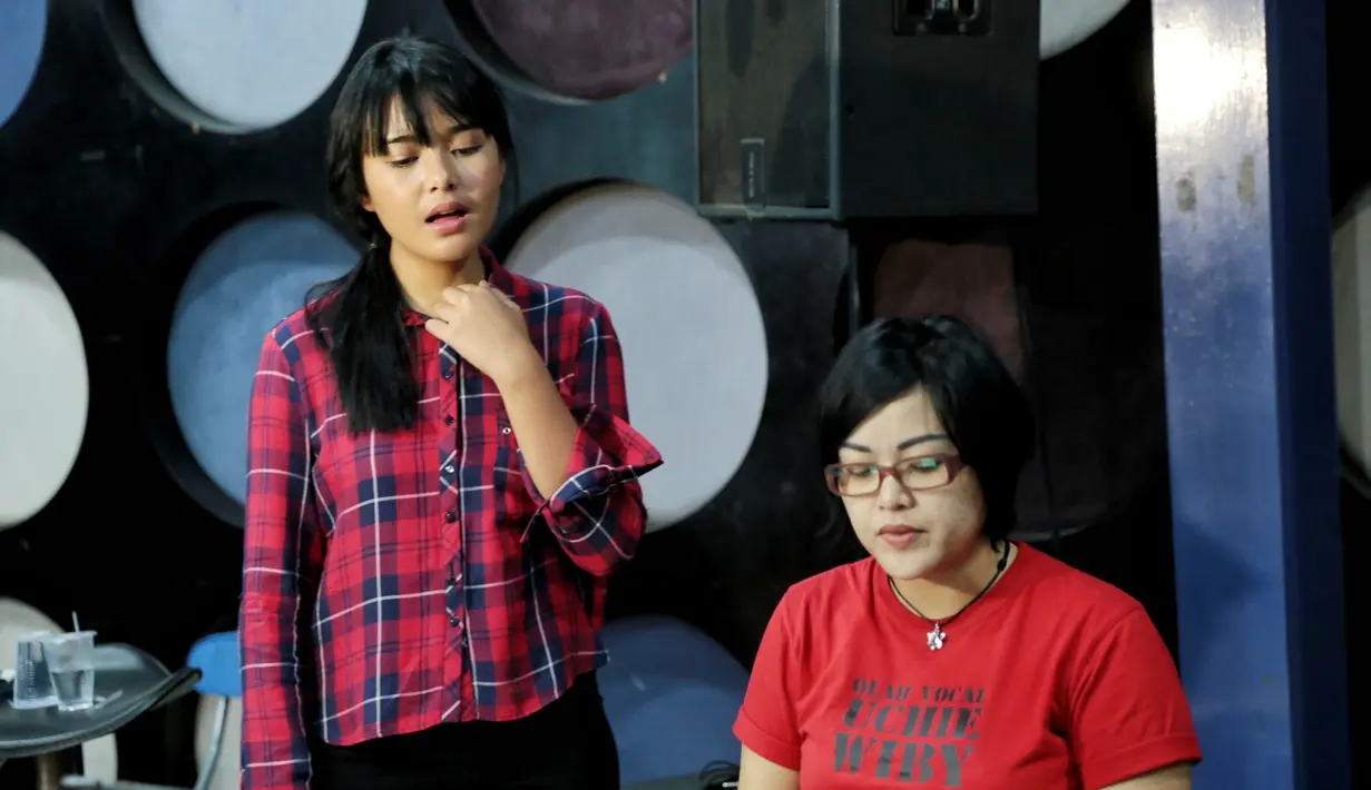 Meski berbagi kabar gembira, Amanda Manopo masih merahasiakan kapan penayangan akan dimulai. Mengenai jadwal penayangan, akan dikabarkan pada malam puncak SCTV Awards pada 30 November mendatang. (Adrian Putra/Bintang.com)