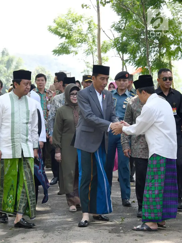 Jokowi Hadiri Haul Majemuk Masyayikh di Situbondo
