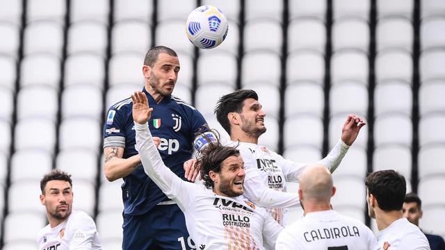 FOTO: Tampil Dominan, Juventus Keok 0-1 dari Benevento - Leonardo Bonucci