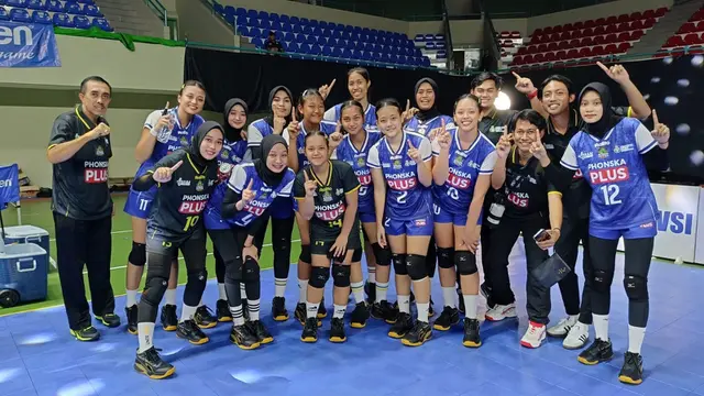 Foto: Comeback Manis Tim Putri Petrokimia Gresik, Juara Nusantara Cup 2024 usai Libas Kharisma Bandung