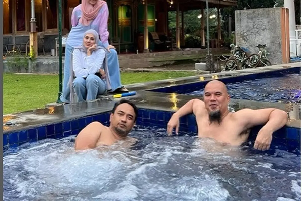 Potret keluarga Meisya Siregar dan Ahmad Dhani (Sumber: Instagram/meisya_siregar dan Instagram/bebi_romeo)