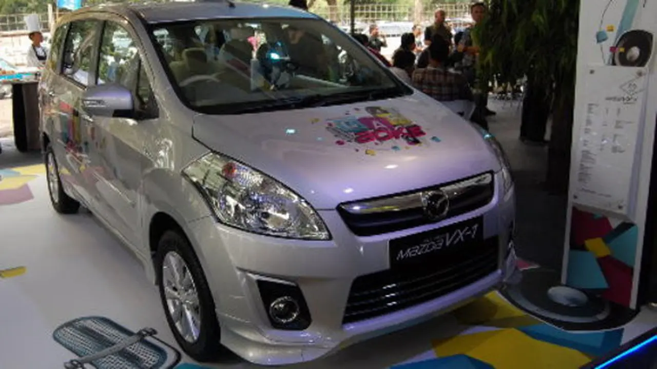 Peluncuran Mazda VX-1