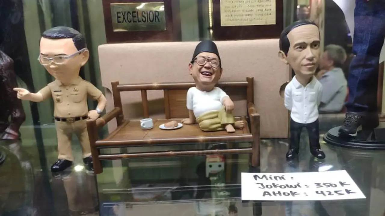 Action Figure Prabowo dan Jokowi Curi Perhatian di Pameran Mainan Terbesar di Indonesia