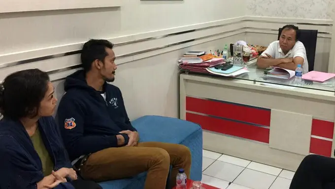 [Bintang] Tora Sudiro dan Mieke Amalia