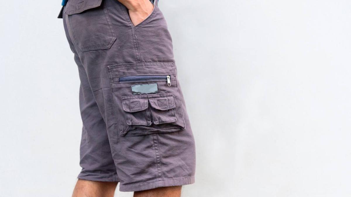 Celana Cargo Pendek Kian Digemari, Solusi Praktis untuk Aktivitas Santai hingga Outdoor