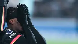 Meski diprediksi akan bangkit setelah kekalahan pekan lalu, Chelsea justru tampil lebih buruk. Mereka gagal melepaskan satu pun tembakan tepat sasaran sepanjang 90 menit pertandingan. (AP Photo/Dave Shopland)