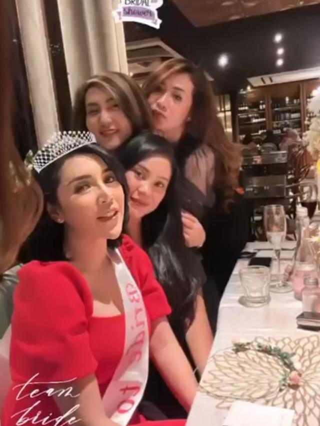 Bridal Shower Nurul Calon Istri Angga Wijaya