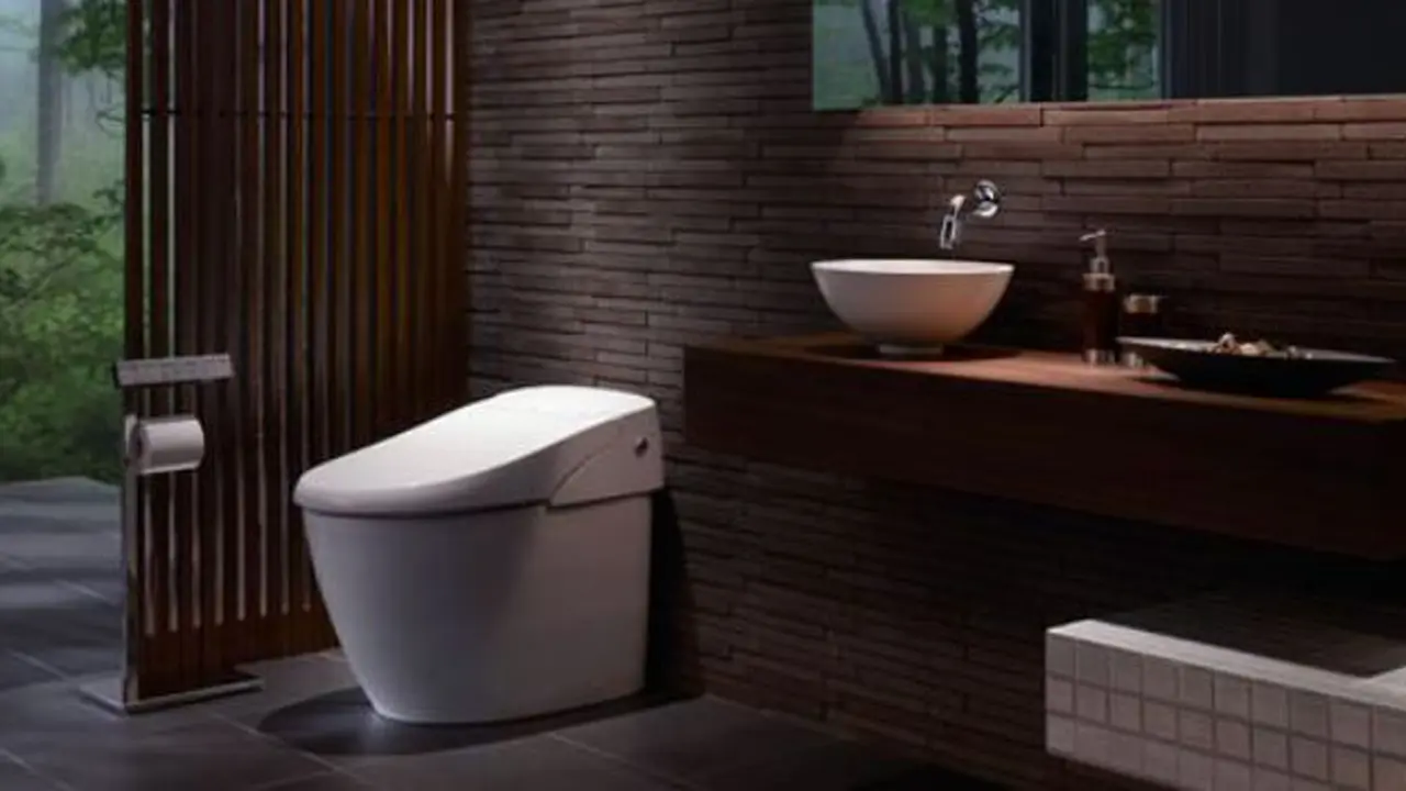 Bandara Inggris Sediakan Toilet Pintar Yang Anti Kotor
