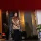 Ketum Partai Demokrat Susilo Bambang Yudhoyono (SBY) bersiap menerima kedatangan Ketum Partai Amanat Nasional (PAN) Zulkifli Hassan di kediamannya di kawasan Mega Kuningan, Jakarta, Rabu (25/7). (Liputan6.com/Johan Tallo)