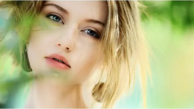 Rambut/copyright unsplash.com/Melan Cholia