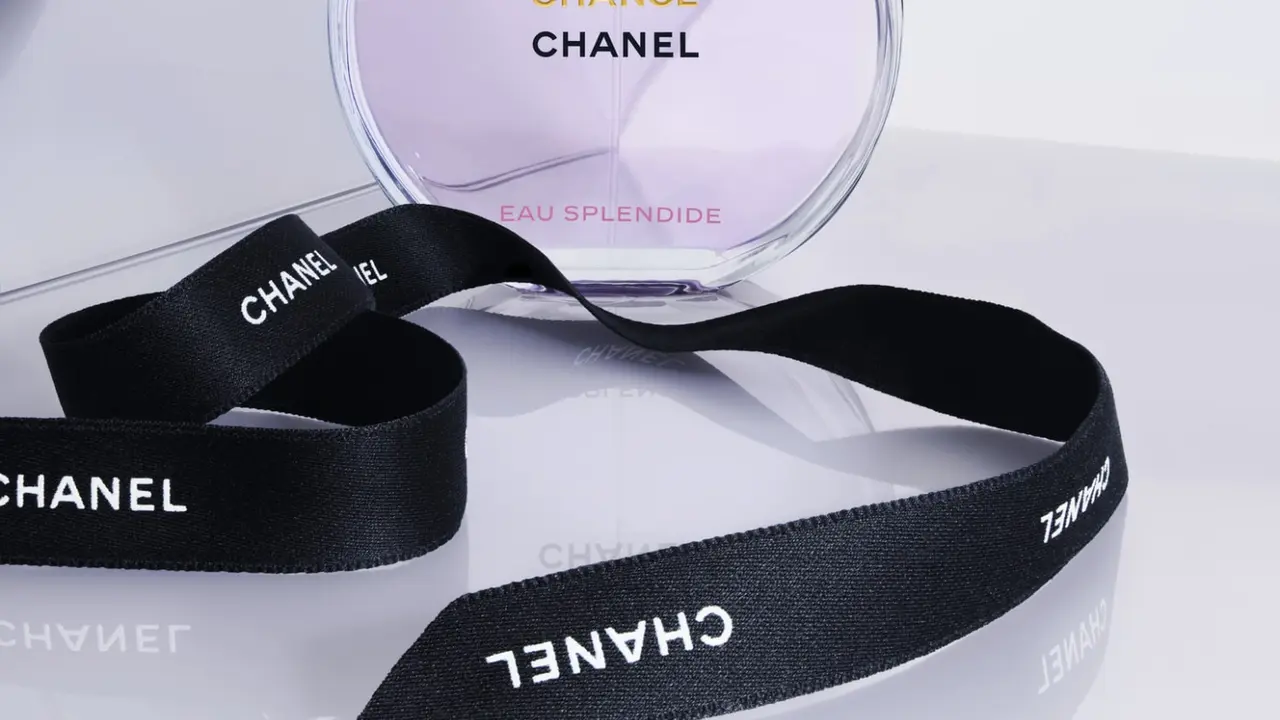 Untuk Si Ceria, Rekomendasi Parfum Segar dengan Perpaduan Bunga & Buah dari CHANEL!