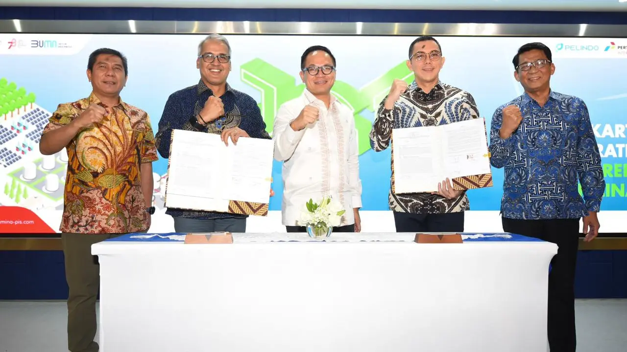 Pertamina melalui anak usahanya PT Pertamina International Shipping dan PT Pelindo