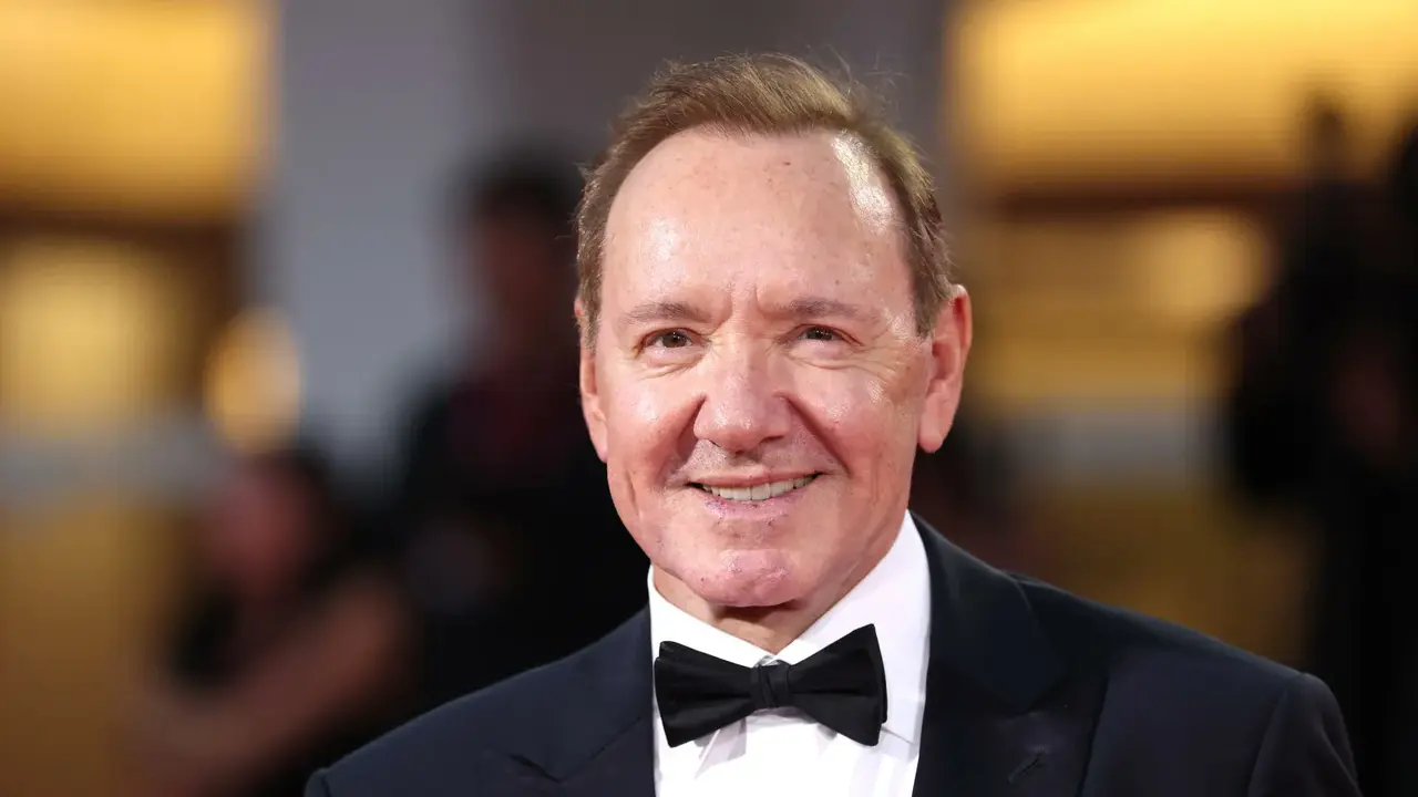 Kevin Spacey: Oscar-Winning Actor Admits He's Homeless, Loses Luxury Home Due to Legal Fees