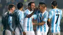 Penyerang Argentina, Gonzalo Higuain melakukan selebrasi usai mencetak gol ke gawang Paraguay pada semifinal Copa Amerika 2015 di Concepcion, Chili, (1/7/2015). Argentina melangkah ke final usai mengalahkan Paraguay 6-1. (Reuters/Andres Stapff)