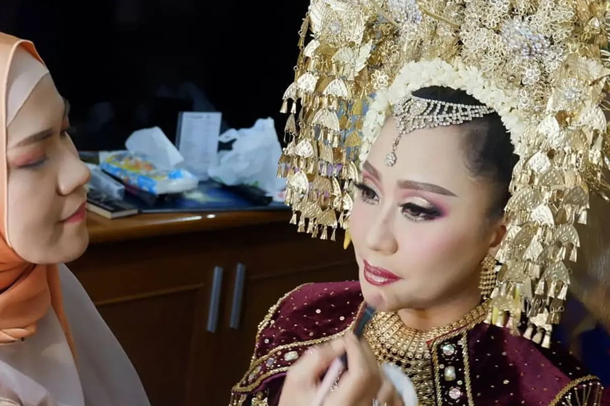 [Bintang] Chikita Meidy