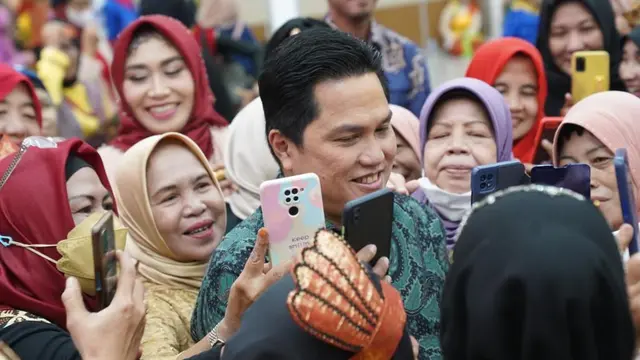 Menteri BUMN Erick Thohir hadir di acara perayaan Hari Lanjut Usia Nasional 2022 di Jawa Timur pada Sabtu, 4 Juni 2022. (DOk KBUMN)