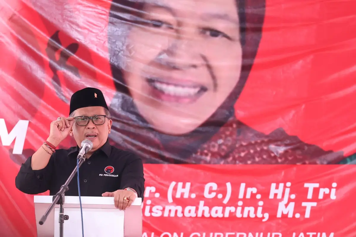 Sekretaris Jenderal DPP PDI Perjuangan (PDIP) Hasto Kristiyanto melanjutkan safari politik dan konsolidasi di Jawa Timur dengan mengikuti kegiatan partai di Madiun.