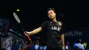 Ekspresi kekecewaan pebulutangkis tunggal putera Indonesia, Anthony S Ginting saat gagal meraih poin di laga melawan Jan O Jorgensen (Denmark) di BCA Indonesia Open 2016, Istora Senayan Jakarta, Rabu (1/6/2016). (Liputan6.com/Helmi Fithriansyah)