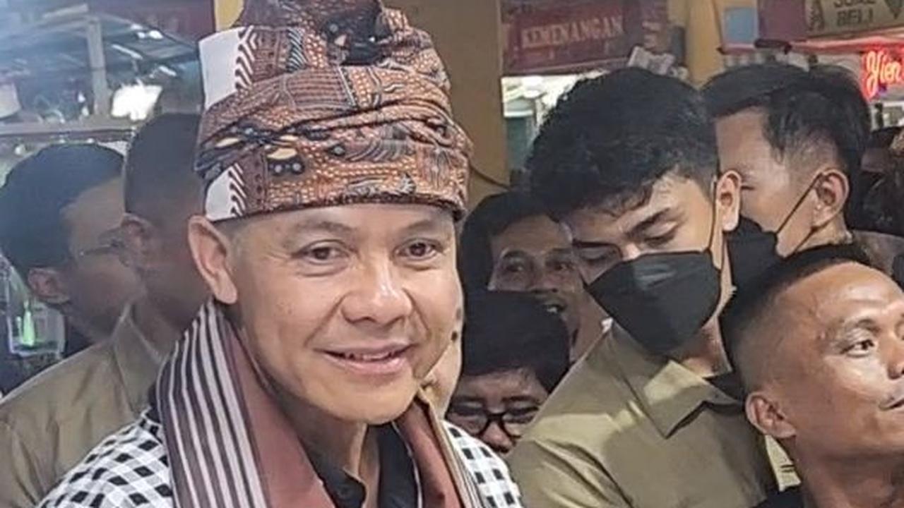 Dies Natalis  ke 74 UGM: Ganjar Ajak Perguruan Tinggi Ikut Aktif Selesaikan Masalah Sektoral di Indonesia