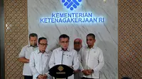 Menteri Ketenagakerjaan (Menaker) Yassierli menjelaskan, Bantuan Subsidi Upah (BSU) 2025 sudah cair kepada sekitar 2,45 juta penerima per Selasa, 24 Juni 2025. (Maulandy/CEKLANGSUNG)&nbsp;