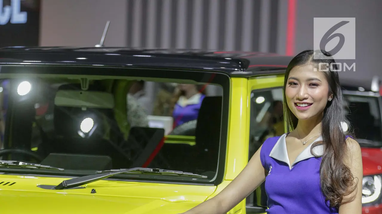 Deretan SPG Cantik Hiasi IIMS 2019