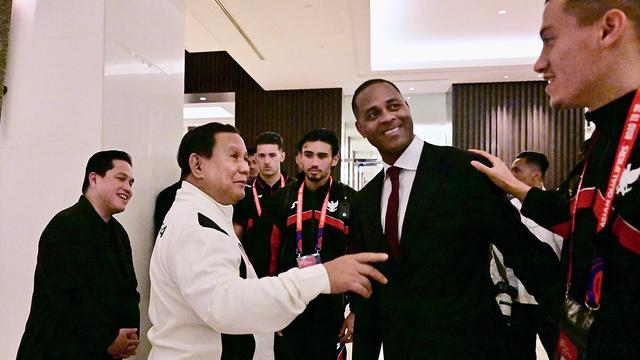 Presiden Prabowo Subianto menemui langsung para pemain Timnas Indonesia di Hotel Fairmont Jakarta, Selasa (25/3/2025).