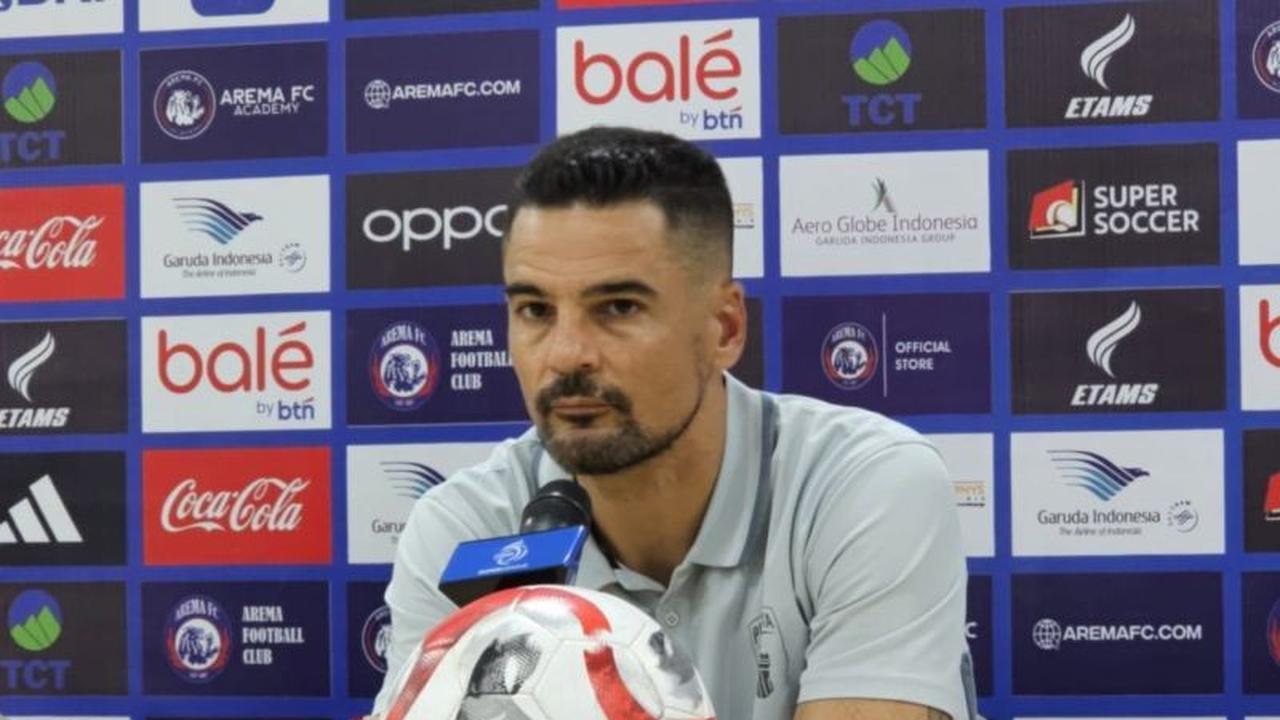 Carlos Pena Legawa, Persita Pindah Kandang ke Banten International Stadium