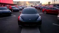 Tesla Model 3 resmi diluncurkan. (Motor1)