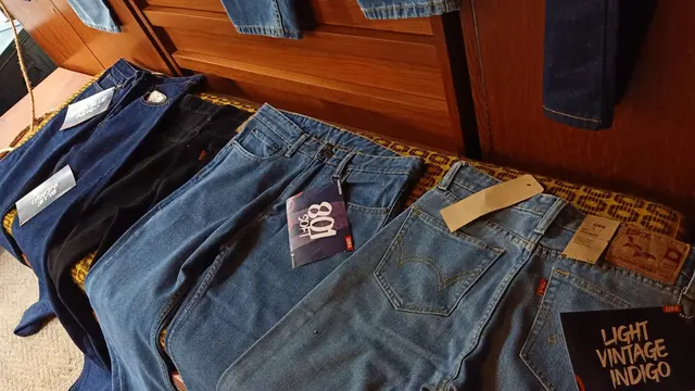 Jeans Masih Andalan Bergaya Kasual, Handcrafted Jadi Kiat agar Tak Membosankan