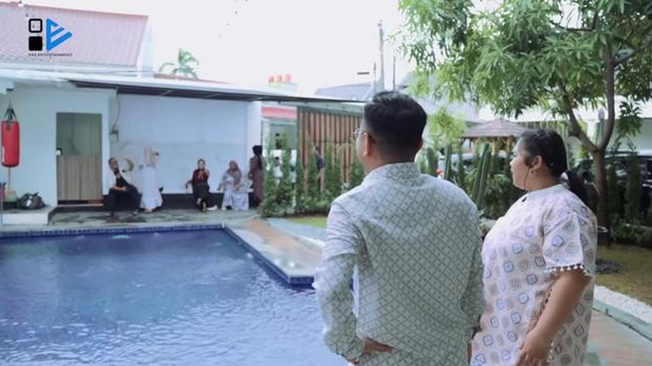 14 Potret Halaman Rumah Irish Bella dan Haldy Sabri, Estetik Bak Resort Pribadi