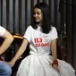 Rizky Nazar dan Michelle Ziudith saat jumpa pres ILY from 38.000 FT saat peluncuran Original Soundtrack di kawasan SCBD, Kamis (9/6/2016). (Liputan6.com/Herman Zakharia)