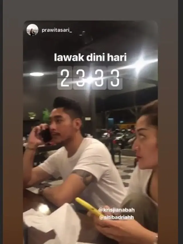 Siti Badriah dan Krisjiana Baharudin