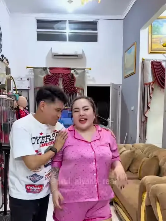 Potret Ruang Tamu Lisa Mariana