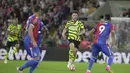 Satu-satunya gol Arsenal ke gawang Crystal Palace dibukukan gol Martin Odegaard dari titik putih pada menit ke-53.  (AP Photo/Kin Cheung)