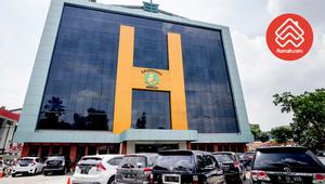 Fasilitas RS Hermina Tangerang cukup lengkap. Sebut saja seperti CT-Scan, Hemodialisa, Kemoterapi, ICU, dan sebagainya.