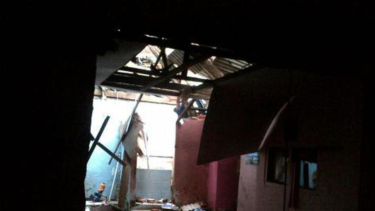 Rumah saya seperti terkena tsunami